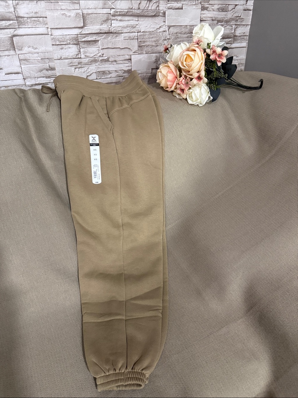 Xersion Women’s Track Jogger Pants - Tan
